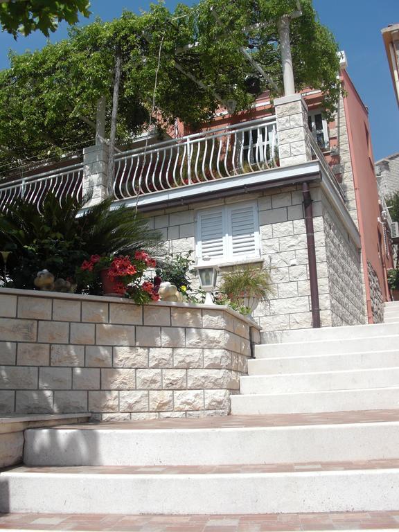 House Jelena Hotel Млини Екстериор снимка