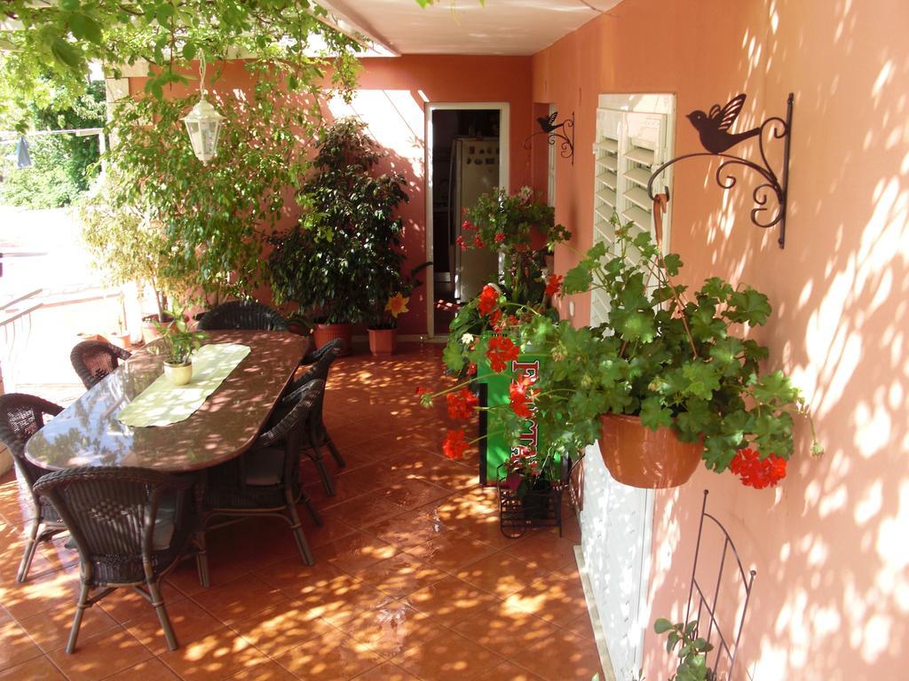 House Jelena Hotel Млини Екстериор снимка