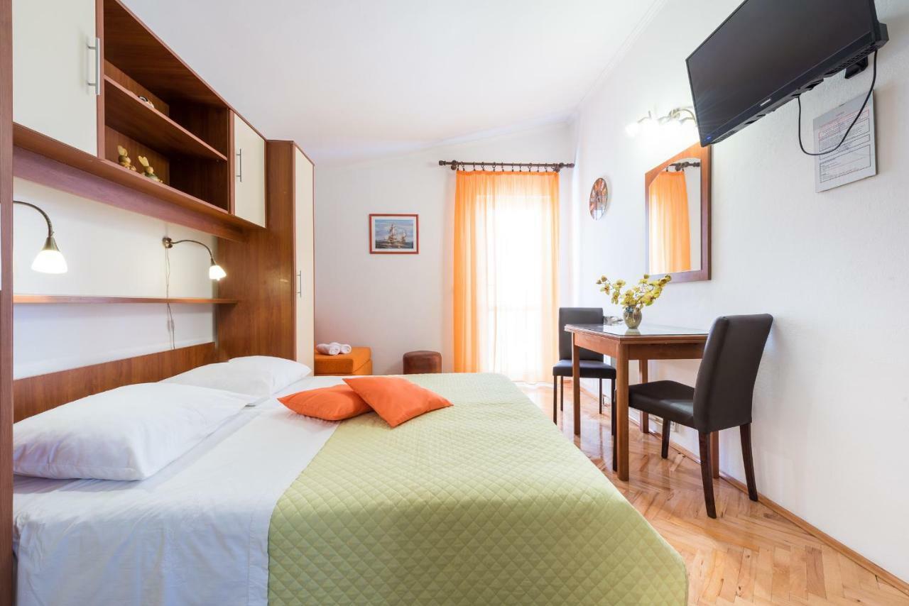 House Jelena Hotel Млини Екстериор снимка