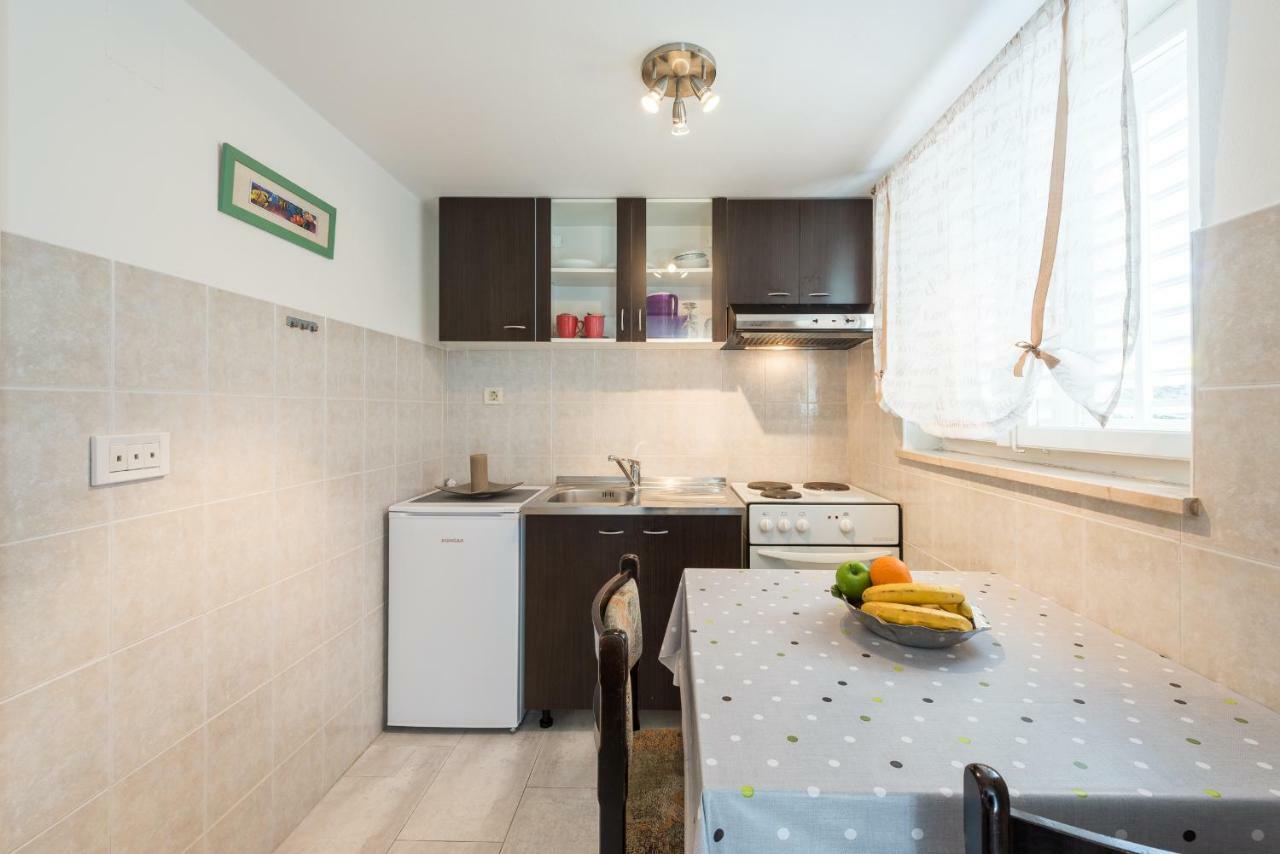 House Jelena Hotel Млини Екстериор снимка